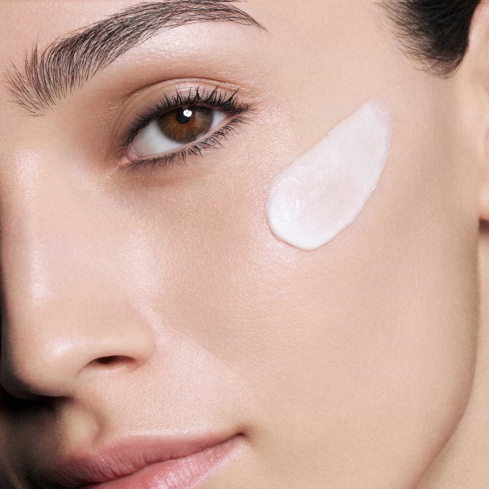 黑曜岩新生奇蹟乳霜 輕盈版