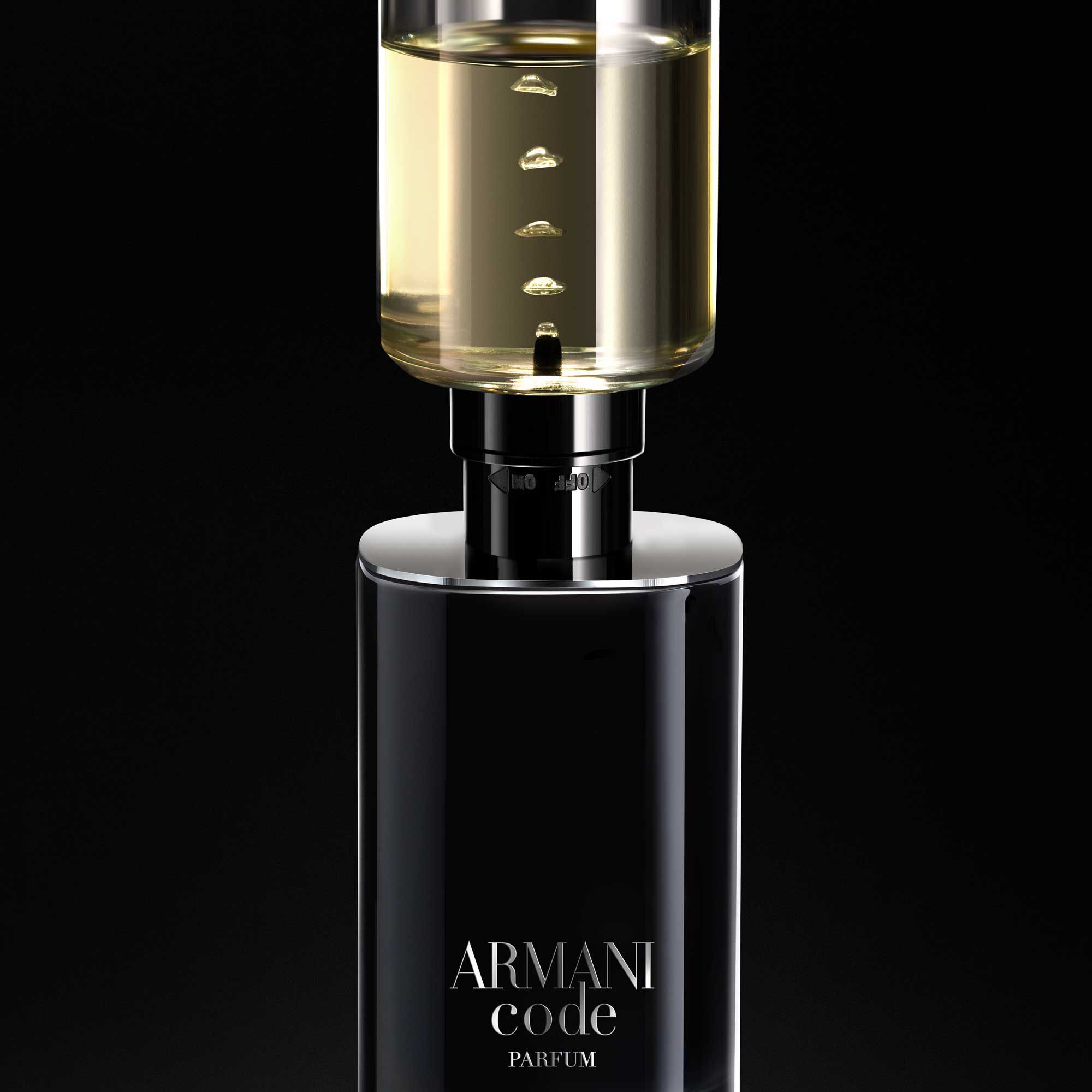 Armani Code Giorgio Armani 古龙水- 一款2004年男用香水